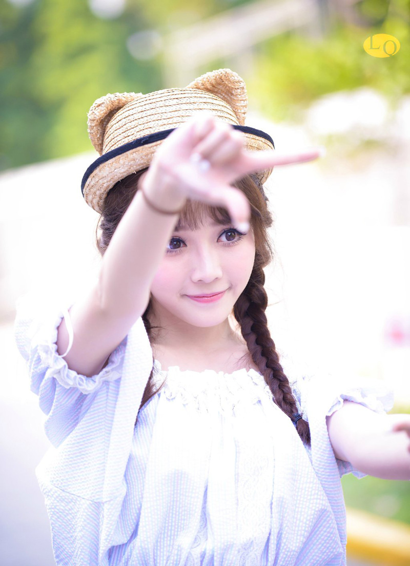 对于沙漠中的旅行者，最可怕的不是眼前无尽的荒漠，而是心中没有绿洲。